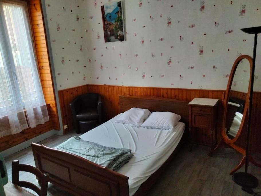 Le Nid Douillet Rustique Linge Fourni Daire La Bourboule Dış mekan fotoğraf